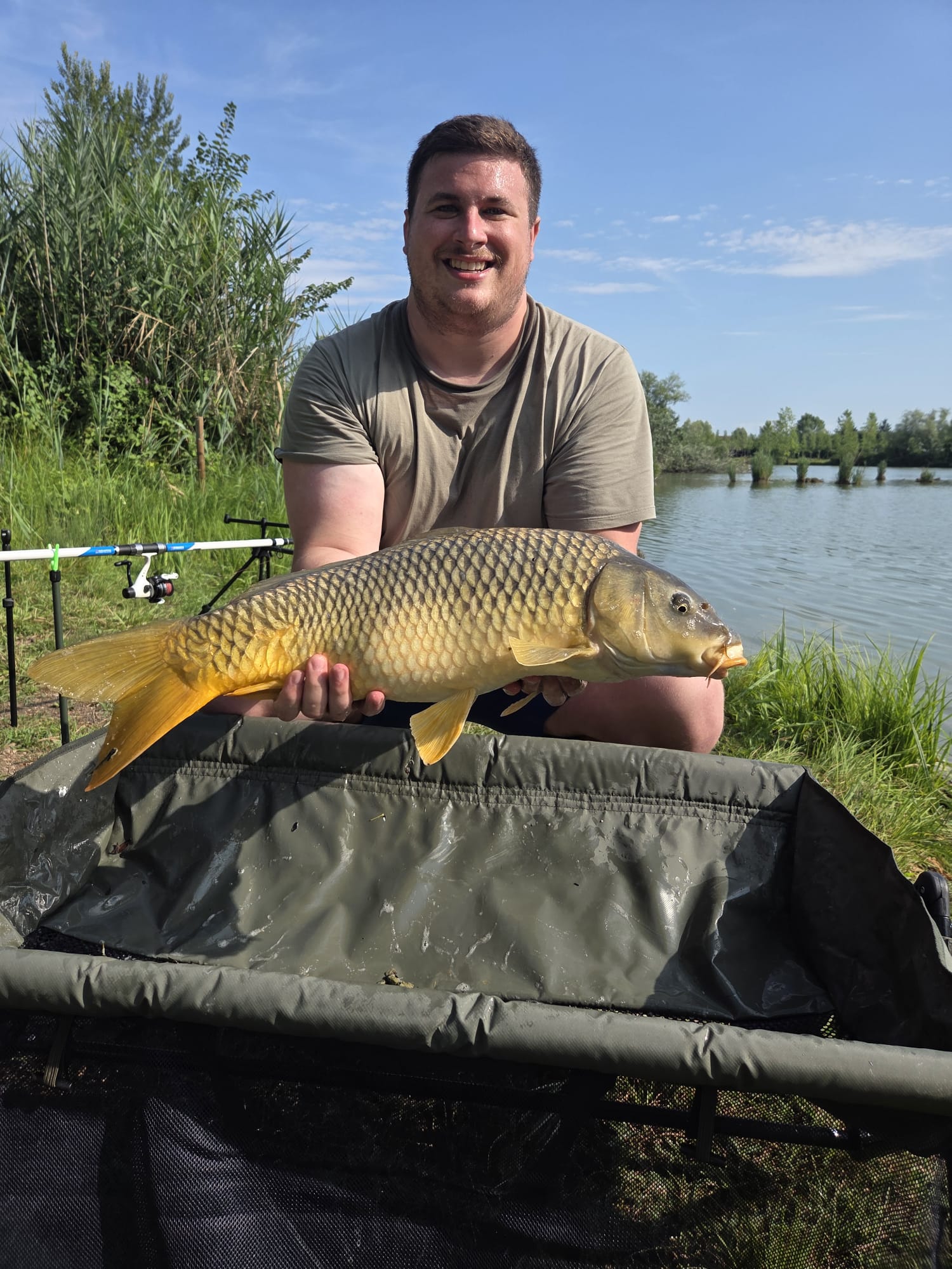 Carpa regina da 5,555 kg: il pesce più pesante che abbia mai messo sul dinamometro.