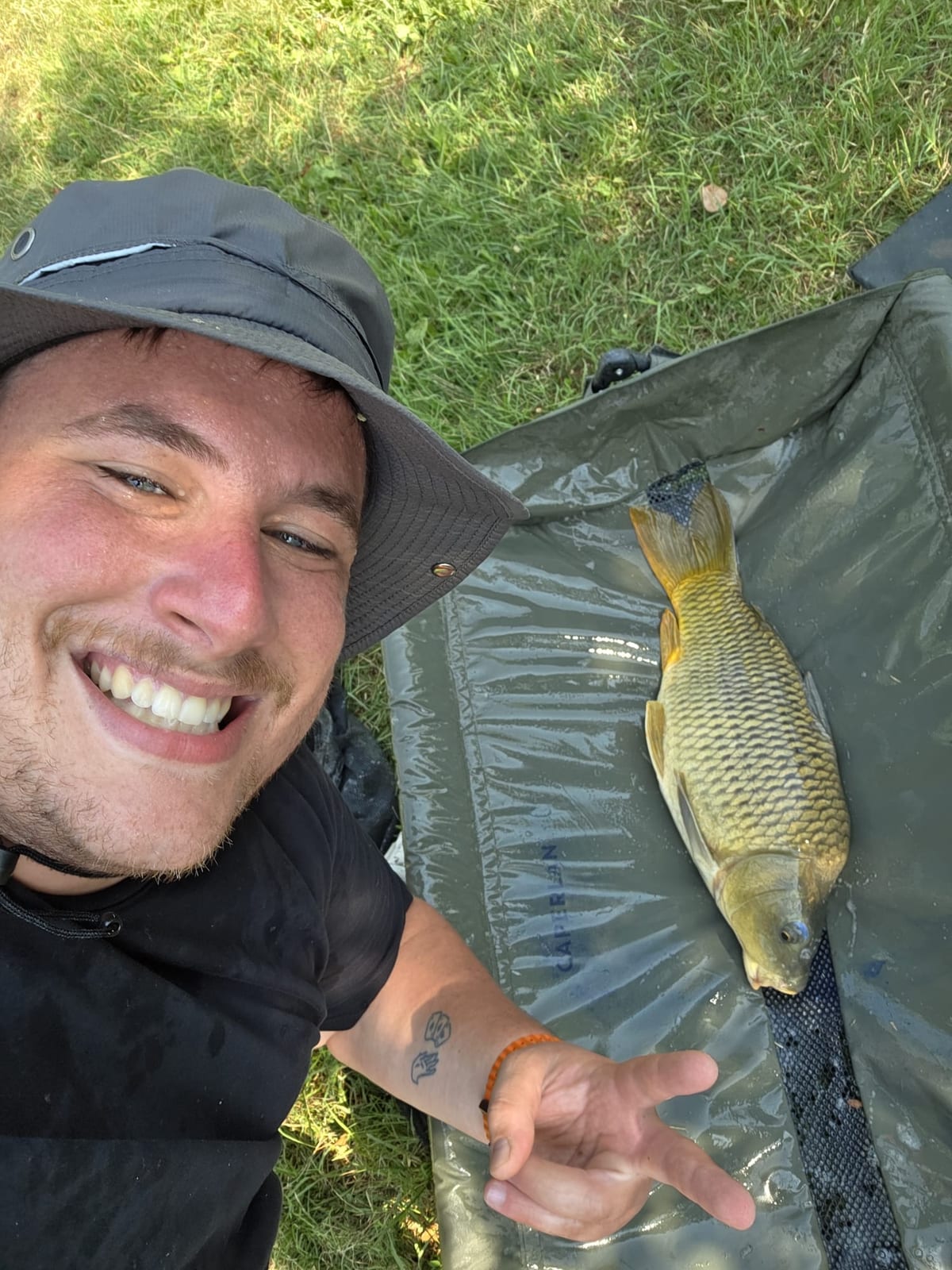 L'altra della doppietta, 3,815 kg: due minuti dopo è partita anche la mia seconda canna, e in guadino ci sono finite tutte e due insieme.